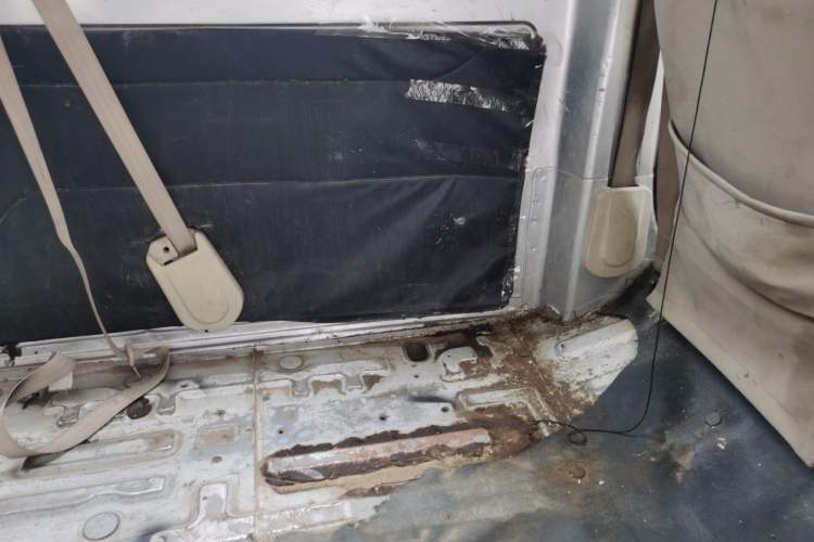 Used CHANGAN KAICHENG Ruixing M80 2014 1.5L Comfort Model 4G15S Left Rear Seat