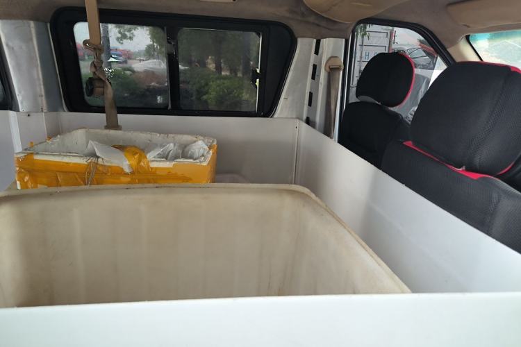 Used CHANGAN KAICHENG Ruixing M80 2014 1.5L Standard Version 4G15S Left Rear Seat