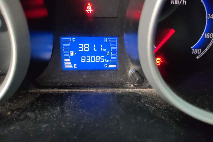 Used CHANGAN KAICHENG Ruixing M80 2014 1.5L CNG Comfort Model 4G15S Odometer Close Up