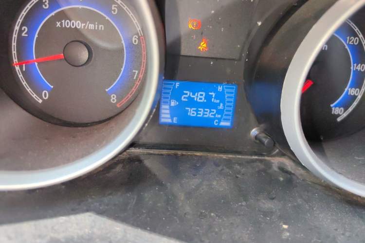 Used CHANGAN KAICHENG Ruixing M80 2014 1.5L CNG Standard Model 4G15S Odometer Close Up