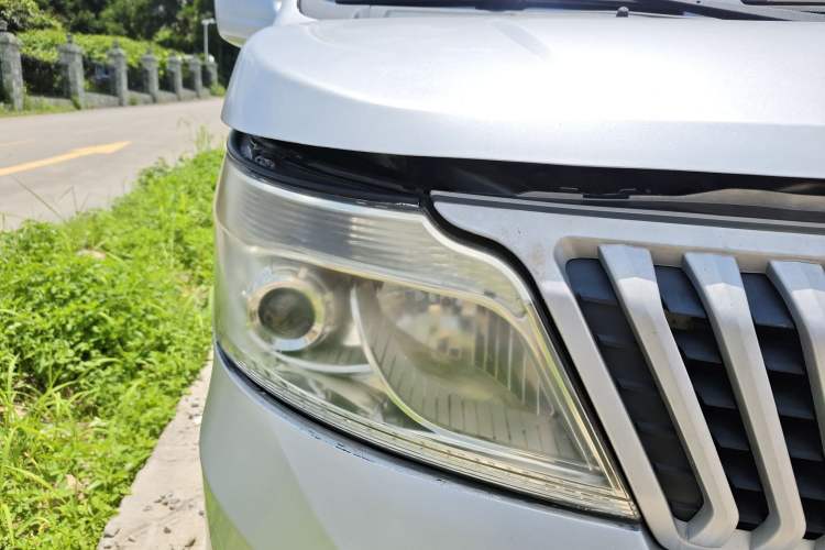 Used CHANGAN KAICHENG Ruixing M80 2014 1.5L Base Version (4-Seater) 4G15S Right Front Headlight