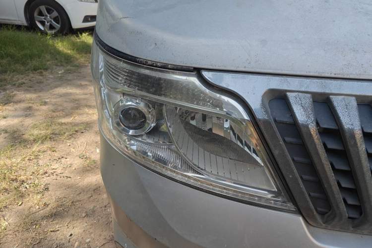 Used CHANGAN KAICHENG Ruixing M80 2014 1.5L Base Version (4-Seater) 4G15S Right Front Headlight