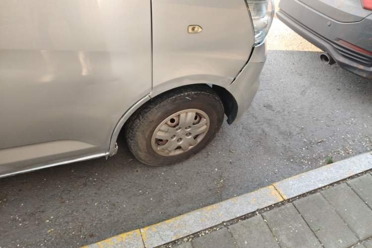 Used CHANGAN KAICHENG Ruixing M80 2014 1.5L Base Version (2 Seats) 4G15S Right Front Wheel Hub
