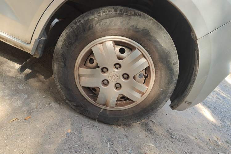 Used CHANGAN KAICHENG Ruixing M80 2014 1.5L Base Version (4-Seater) 4G15S Right Front Wheel Hub