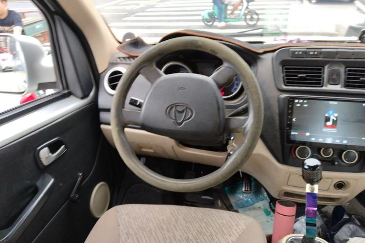 Used CHANGAN KAICHENG Ruixing M80 2014 1.5L Standard Version 4G15S Steering Wheel