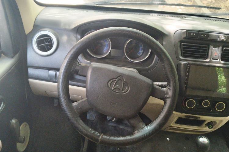 Used CHANGAN KAICHENG Ruixing M80 2014 1.5L Standard Version 4G15S Steering Wheel