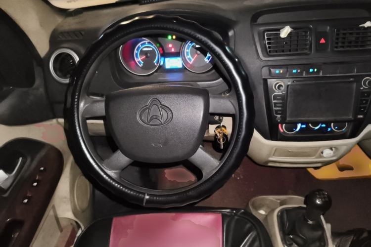 Used CHANGAN KAICHENG Ruixing M80 2014 1.5L Standard Version 4G15S Steering Wheel