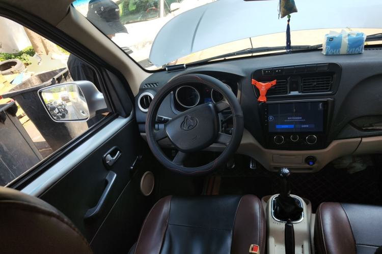 Used CHANGAN KAICHENG Ruixing M80 2014 1.5L Base Version (4-Seater) 4G15S Steering Wheel