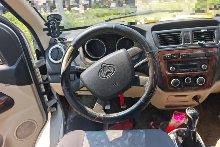 Used CHANGAN KAICHENG Ruixing M80 2014 1.5L Standard Version 4G15S Steering Wheel