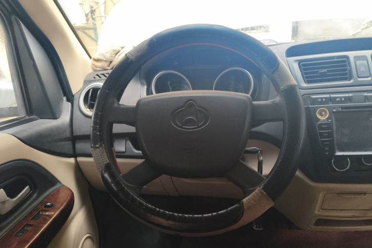 Used CHANGAN KAICHENG Ruixing M80 2014 1.5L Comfort Model 4G15S Steering Wheel