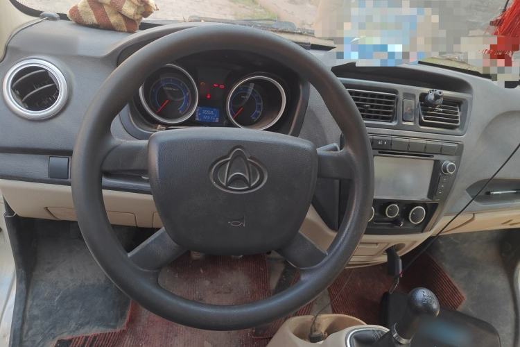 Used CHANGAN KAICHENG Ruixing M80 2014 1.5L Base Version (4-Seater) 4G15S Steering Wheel