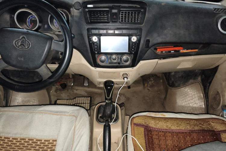 Used CHANGAN KAICHENG Ruixing M80 2014 1.5L Classic Model 4G15S Audio And AC Panel