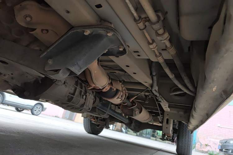 Used CHANGAN KAICHENG Ruixing M80 2014 1.5L Standard Version 4G15S Chassis Front Left