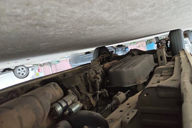 Used CHANGAN KAICHENG Ruixing M80 2014 1.5L Standard Version 4G15S Chassis Front Right