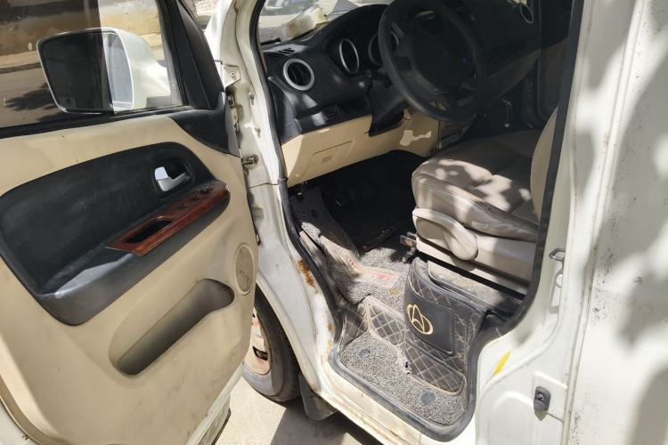 Used CHANGAN KAICHENG Ruixing M80 2014 1.5L Comfort Model 4G15S Driver Seat