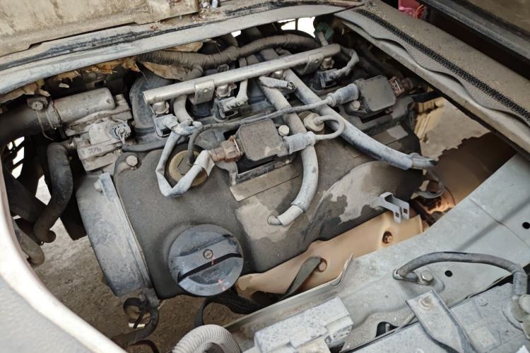 Used CHANGAN KAICHENG Ruixing M80 2014 1.5L Standard Version 4G15S Engine Bay