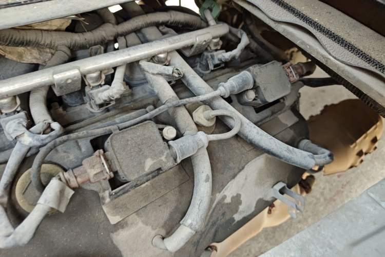 Used CHANGAN KAICHENG Ruixing M80 2014 1.5L Standard Version 4G15S Engine Bay Left