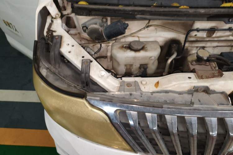 Used CHANGAN KAICHENG Ruixing M80 2014 1.5L Classic Model 4G15S Engine Bay Right