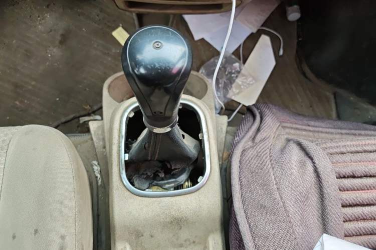 Used CHANGAN KAICHENG Ruixing M80 2014 1.5L Standard Version 4G15S Gear Lever