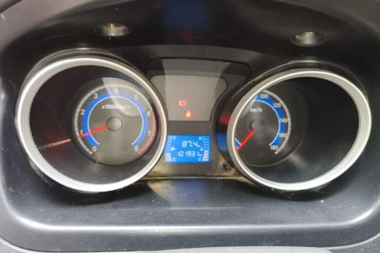 Used CHANGAN KAICHENG Ruixing M80 2014 1.5L Comfort Model 4G15S Instrument Cluster