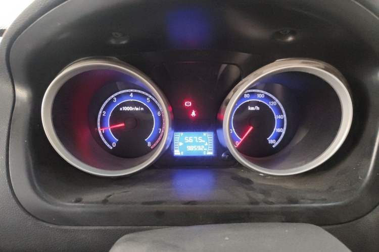 Used CHANGAN KAICHENG Ruixing M80 2014 1.5L Standard Version 4G15S Instrument Cluster