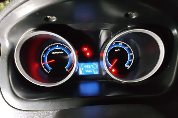 Used CHANGAN KAICHENG Ruixing M80 2014 1.5L Comfort Model 4G15S Instrument Cluster
