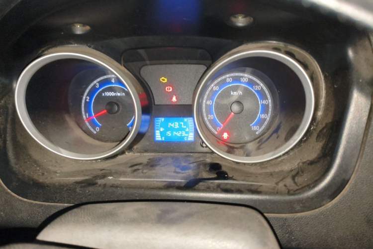 Used CHANGAN KAICHENG Ruixing M80 2014 1.5L Classic Model 4G15S Instrument Cluster