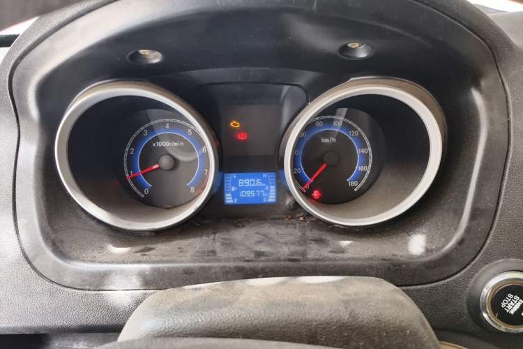 Used CHANGAN KAICHENG Ruixing M80 2014 1.5L Comfort Model 4G15S Instrument Cluster