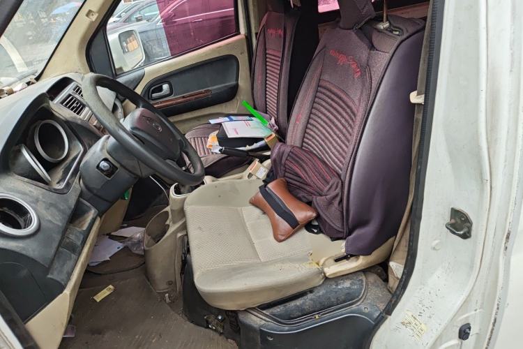 Used CHANGAN KAICHENG Ruixing M80 2014 1.5L Standard Version 4G15S Left Front Seat