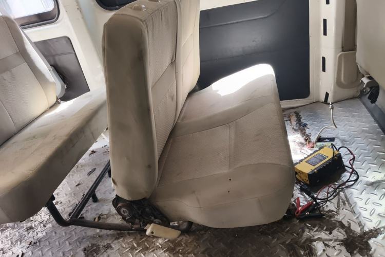 Used CHANGAN KAICHENG Ruixing M80 2014 1.5L Comfort Model 4G15S Left Rear Seat