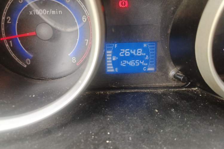 Used CHANGAN KAICHENG Ruixing M80 2014 1.5L Base Version (2 Seats) 4G15S Odometer Close Up