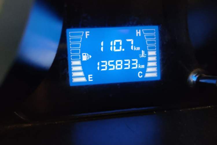 Used CHANGAN KAICHENG Ruixing M80 2014 1.5L CNG Base Version (4-Seater) 4G15S Odometer Close Up