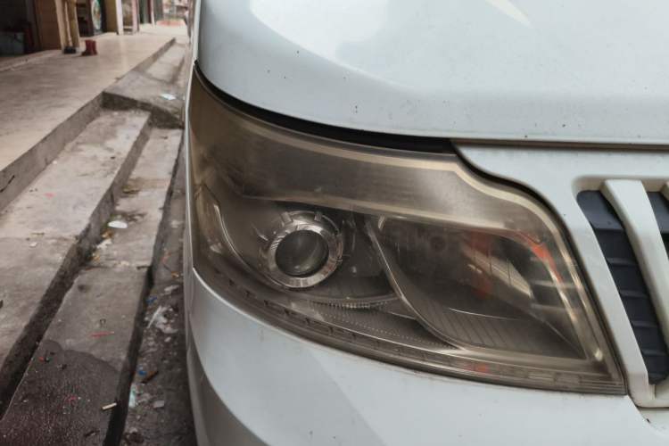 Used CHANGAN KAICHENG Ruixing M80 2014 1.5L Comfort Model 4G15S Right Front Headlight