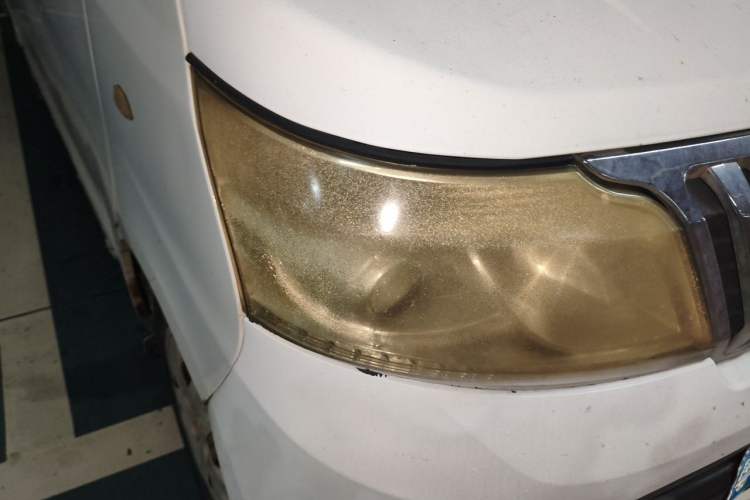 Used CHANGAN KAICHENG Ruixing M80 2014 1.5L Classic Model 4G15S Right Front Headlight