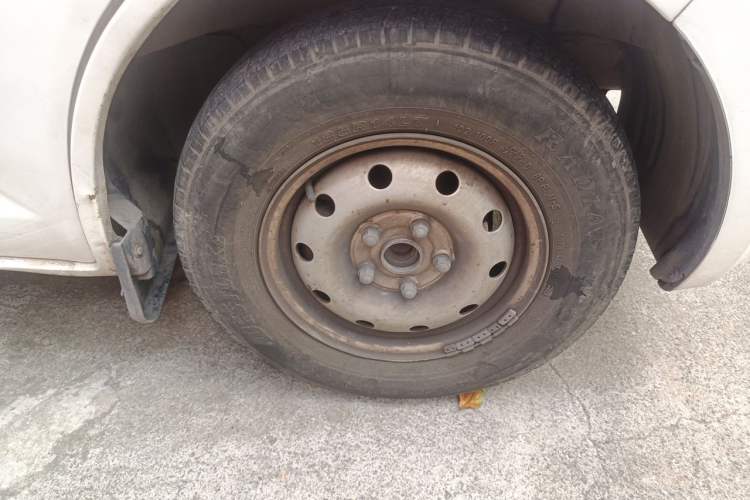 Used CHANGAN KAICHENG Ruixing M80 2014 1.5L Base Version (2 Seats) 4G15S Right Front Wheel Hub