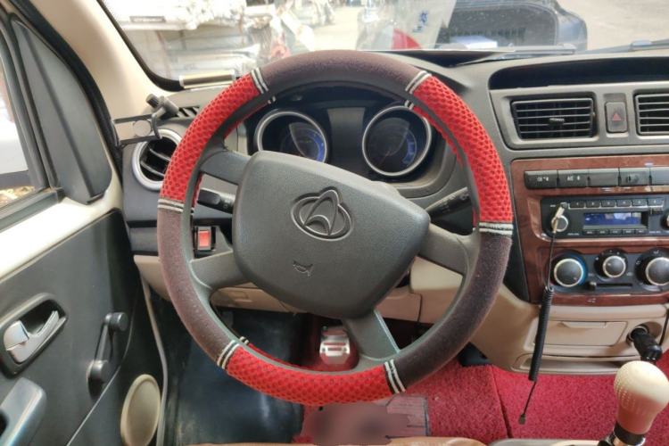 Used CHANGAN KAICHENG Ruixing M80 2014 1.5L CNG Base Version (4-Seater) 4G15S Steering Wheel