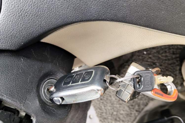 Used CHANGAN KAICHENG Ruixing M80 2014 1.5L Comfort Model 4G15S Vehicle Key