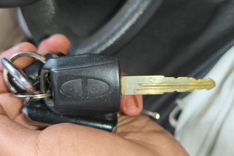 Used CHANGAN KAICHENG Ruixing M80 2014 1.5L Comfort Model 4G15S Vehicle Key
