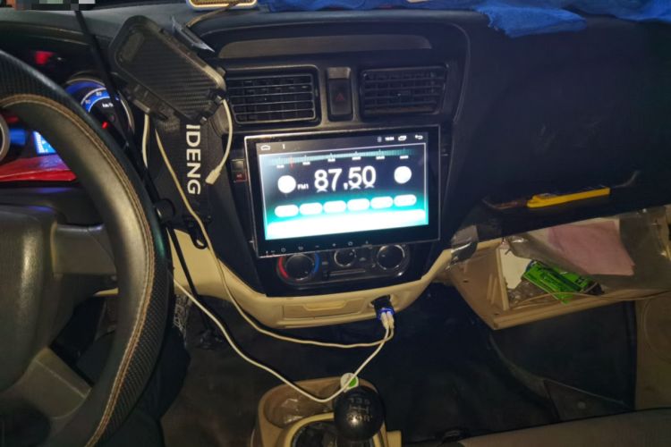 Used CHANGAN KAICHENG Ruixing M80 2018 1.5L Base Model Van Semi-Blind Window Flat Roof Rear-Hinged Doors 4G15S Audio And AC Panel