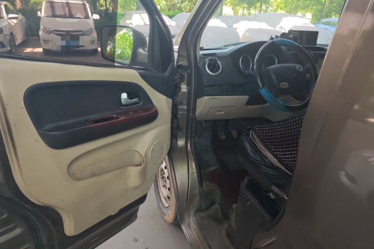 Used CHANGAN KAICHENG Ruixing M80 2018 1.5L Comfort Version Flat-Top Liftback 4G15S Driver Seat