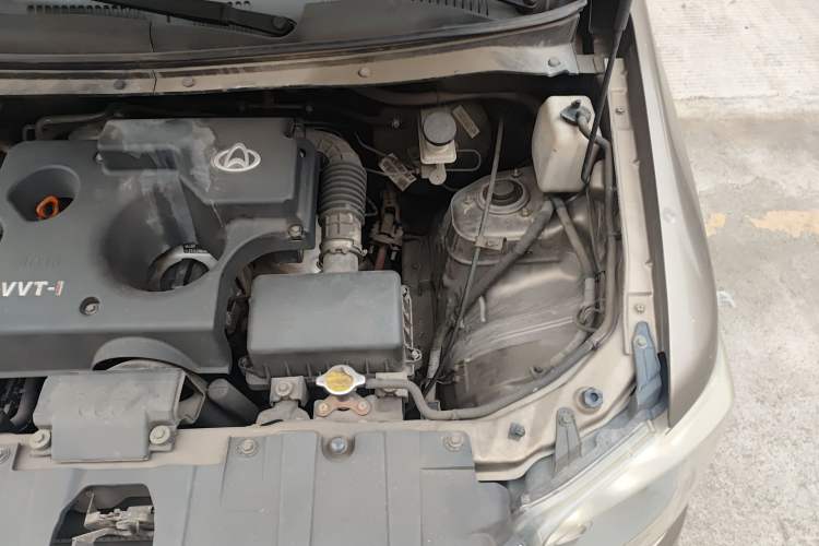 Used CHANGAN KAICHENG Ruixing M80 2018 1.5L Comfort Van Flat Roof Back-Hinged Doors 4G15S Engine Bay Left