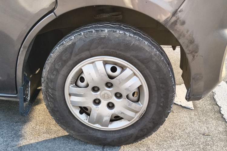 Used CHANGAN KAICHENG Ruixing M80 2018 1.5L Base Model Van Semi-Blind Window Flat Roof Rear-Hinged Doors 4G15S Exterior 7