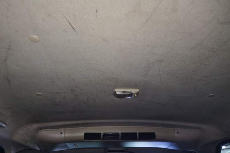 Used CHANGAN KAICHENG Ruixing M80 2018 1.5L Base Model Van Semi-Blind Window Flat Roof Rear-Hinged Doors 4G15S Headliner