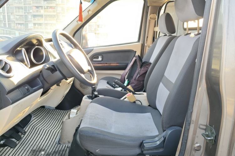 Used CHANGAN KAICHENG Ruixing M80 2018 1.5L Base Van Flat Roof Back-Hinged Doors 4G15S Left Front Seat