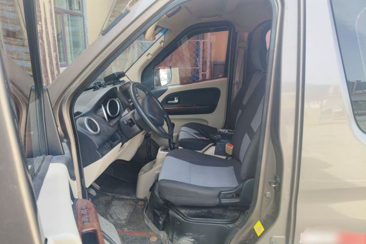 Used CHANGAN KAICHENG Ruixing M80 2018 1.5L Base Van Flat Roof Back-Hinged Doors 4G15S Left Front Seat