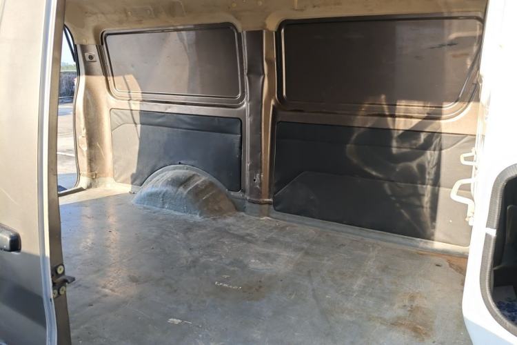 Used CHANGAN KAICHENG Ruixing M80 2018 1.5L Base Van Flat Roof Back-Hinged Doors 4G15S Left Rear Seat