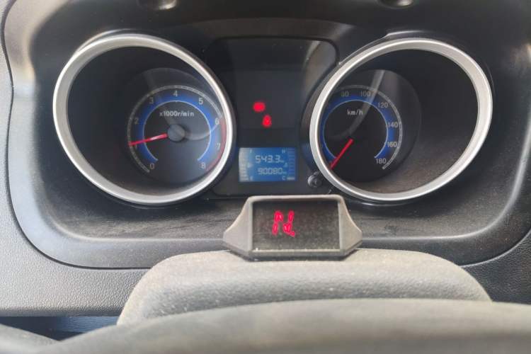 Used CHANGAN KAICHENG Ruixing M80 2018 1.5L Base Van Flat Roof Back-Hinged Doors 4G15S Odometer Close Up