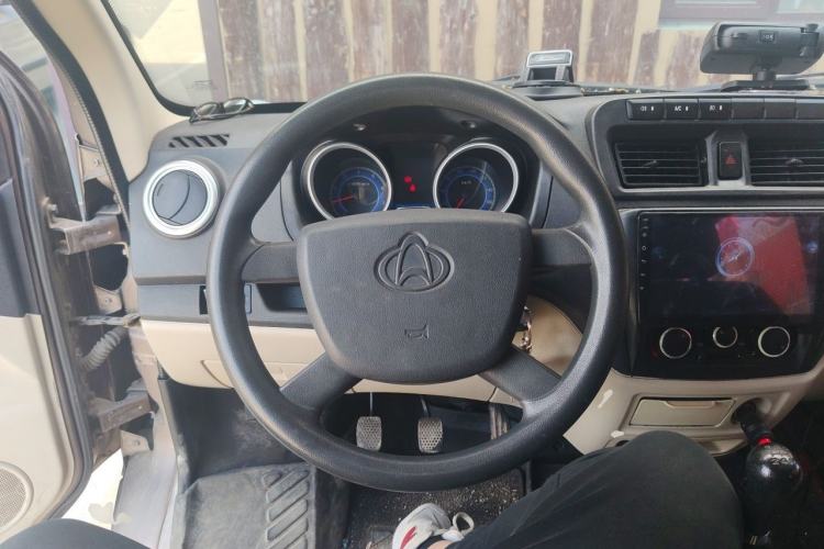 Used CHANGAN KAICHENG Ruixing M80 2018 1.5L Base Van Flat Roof Back-Hinged Doors 4G15S Steering Wheel