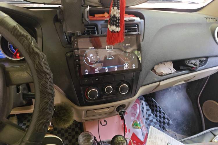 Used CHANGAN KAICHENG Ruixing M80 2018 1.5L Facelift Basic Model CNG Van Flat Roof Back-Hinged Doors 4G15S Audio And AC Panel