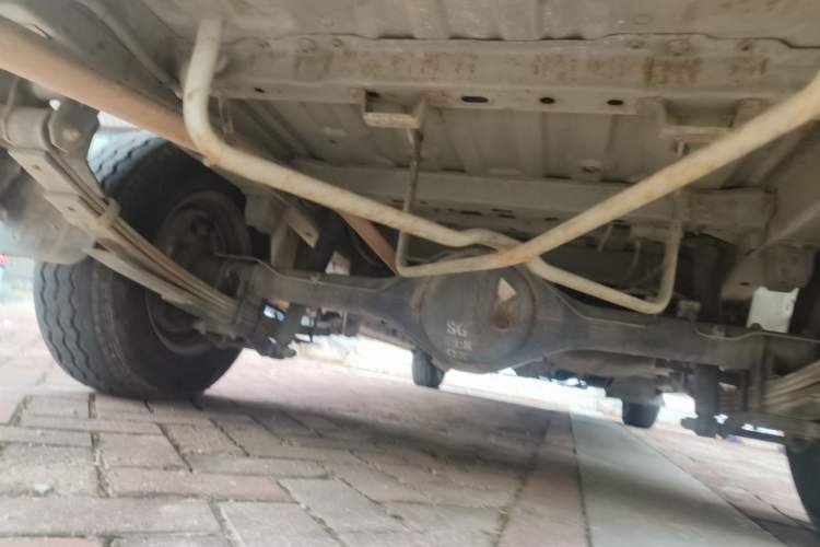 Used CHANGAN KAICHENG Ruixing M80 2018 1.5L Base Van Flat Roof Back-Hinged Doors 4G15S Chassis Rear